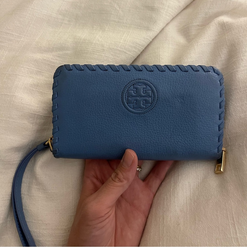 Tory Burch wallet wristlet in blue
